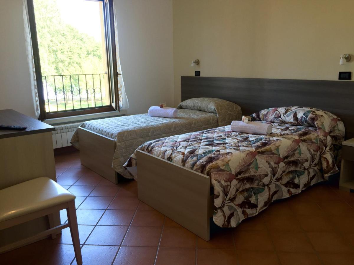 Отель Residenza Bibiena Мантуя Экстерьер фото